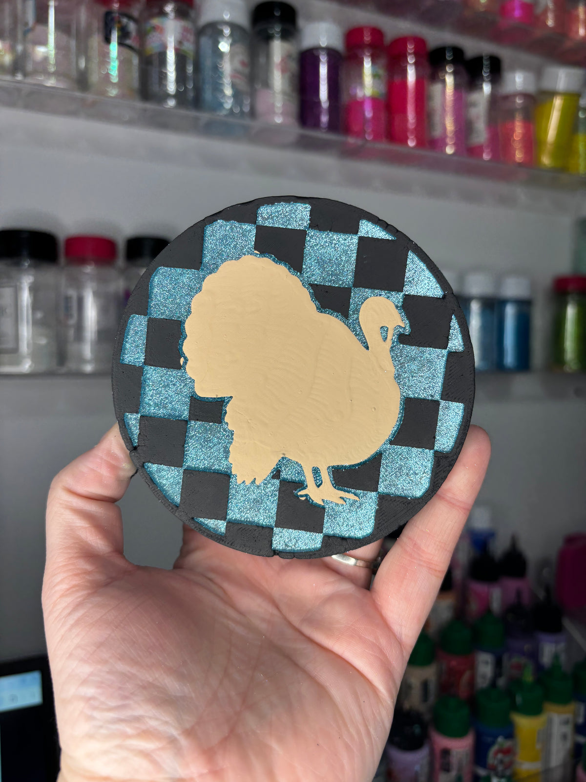 Checkered turkey round
