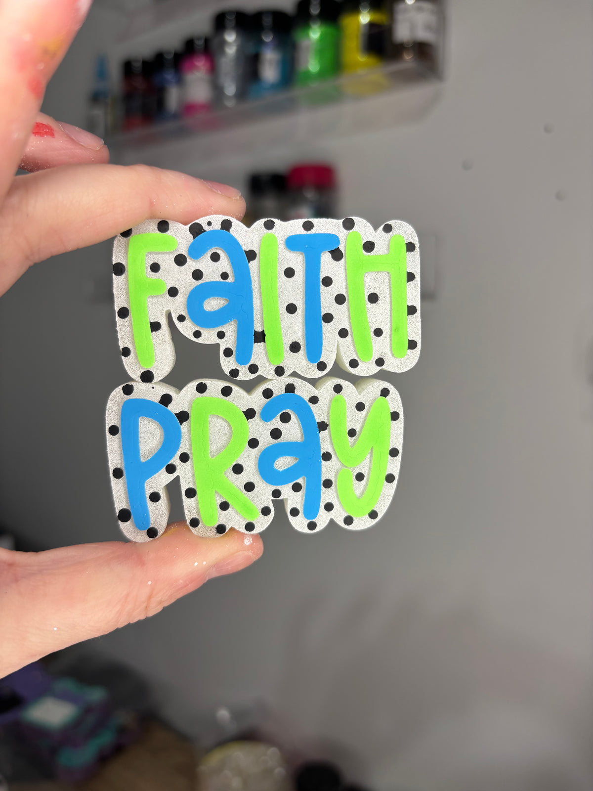 Faith & pray vent clip