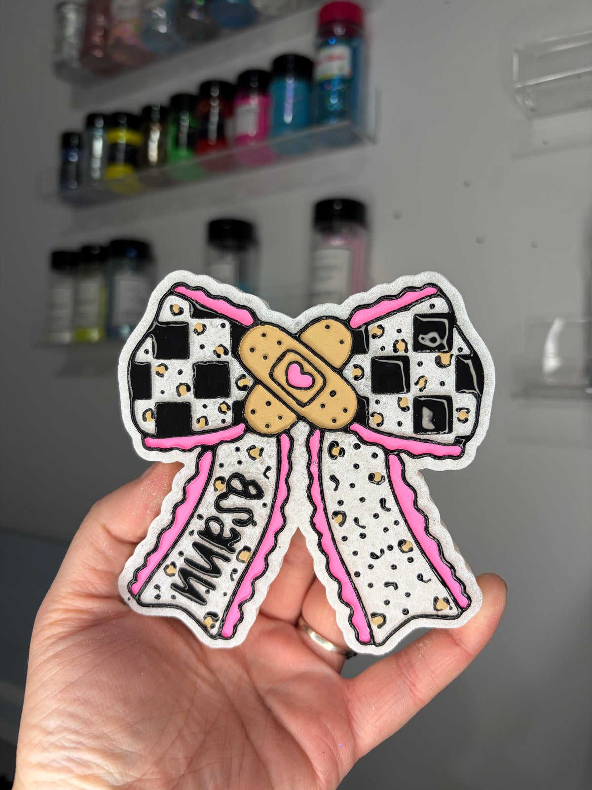 Nurse bow