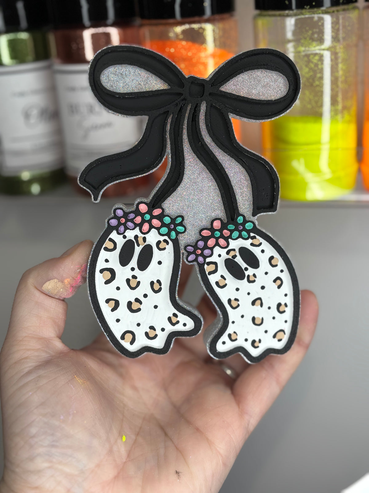 Ghost bows