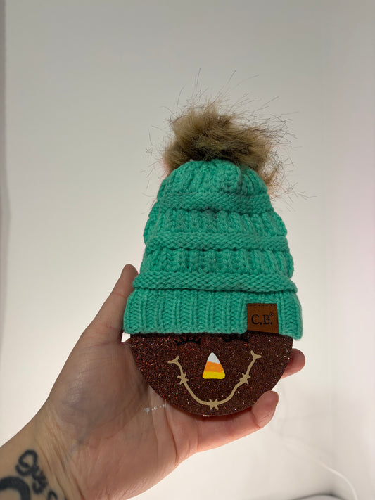 Beanie face (will come with black beanie)