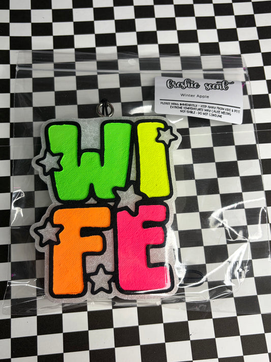 Rts wife neon winter apple