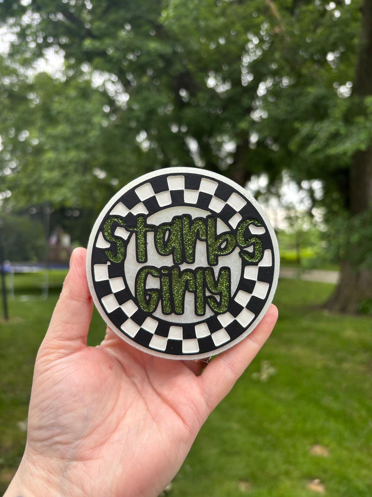 Starbs girly checkered round