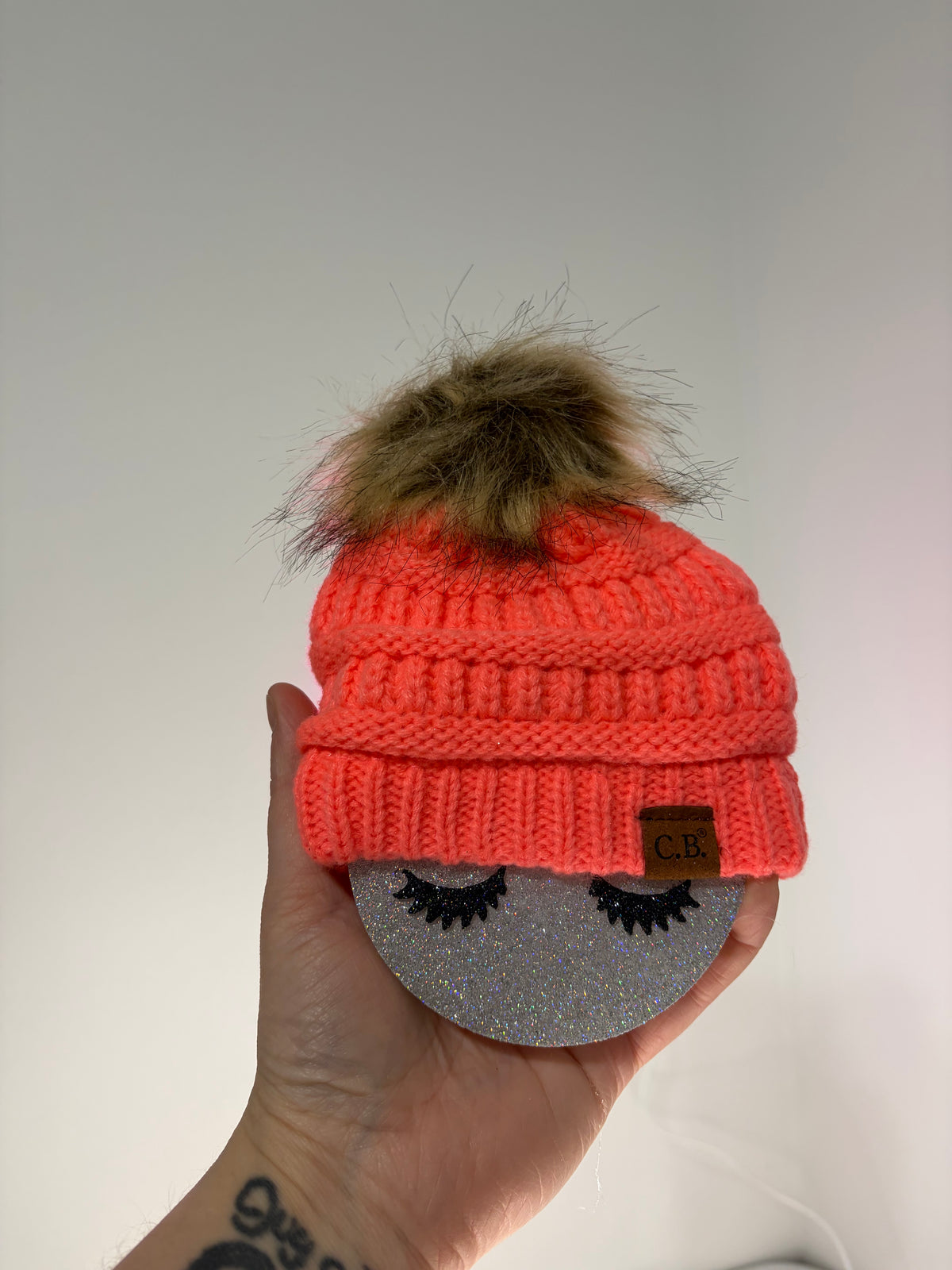 Beanie face (will come with black beanie)