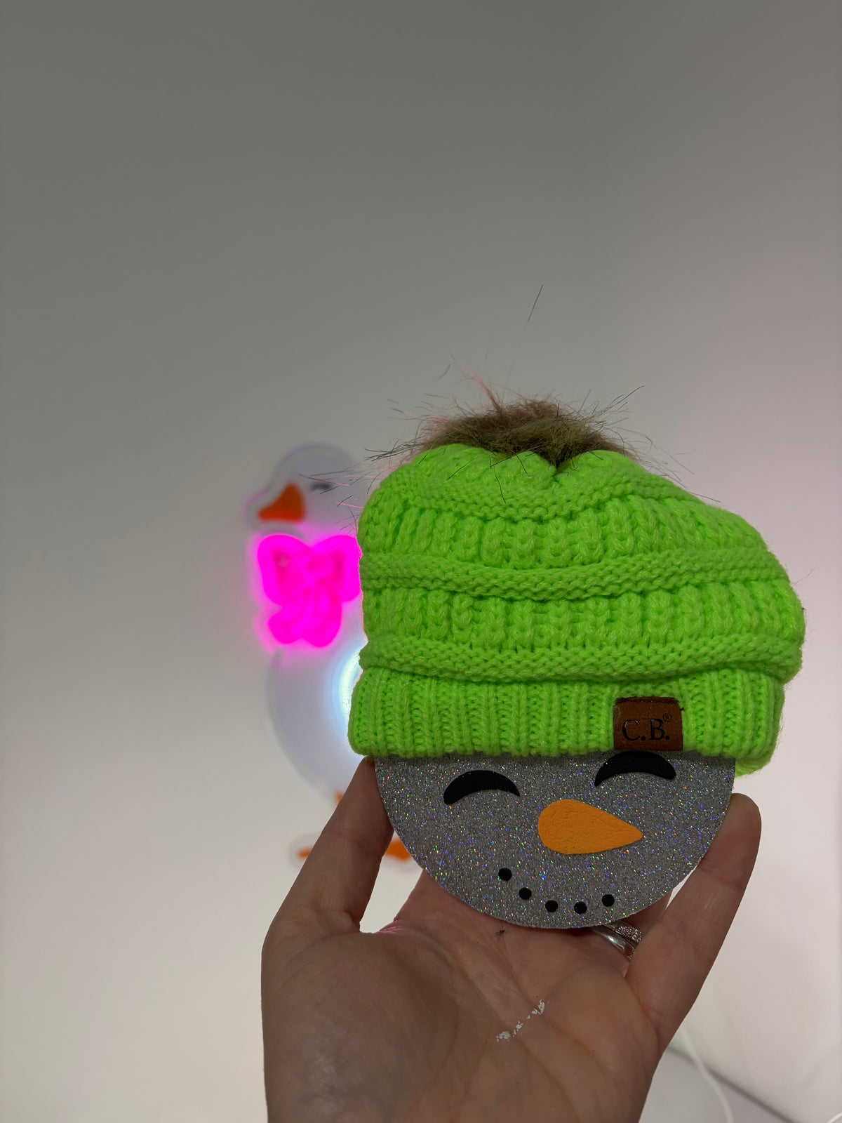 Beanie face (will come with black beanie)