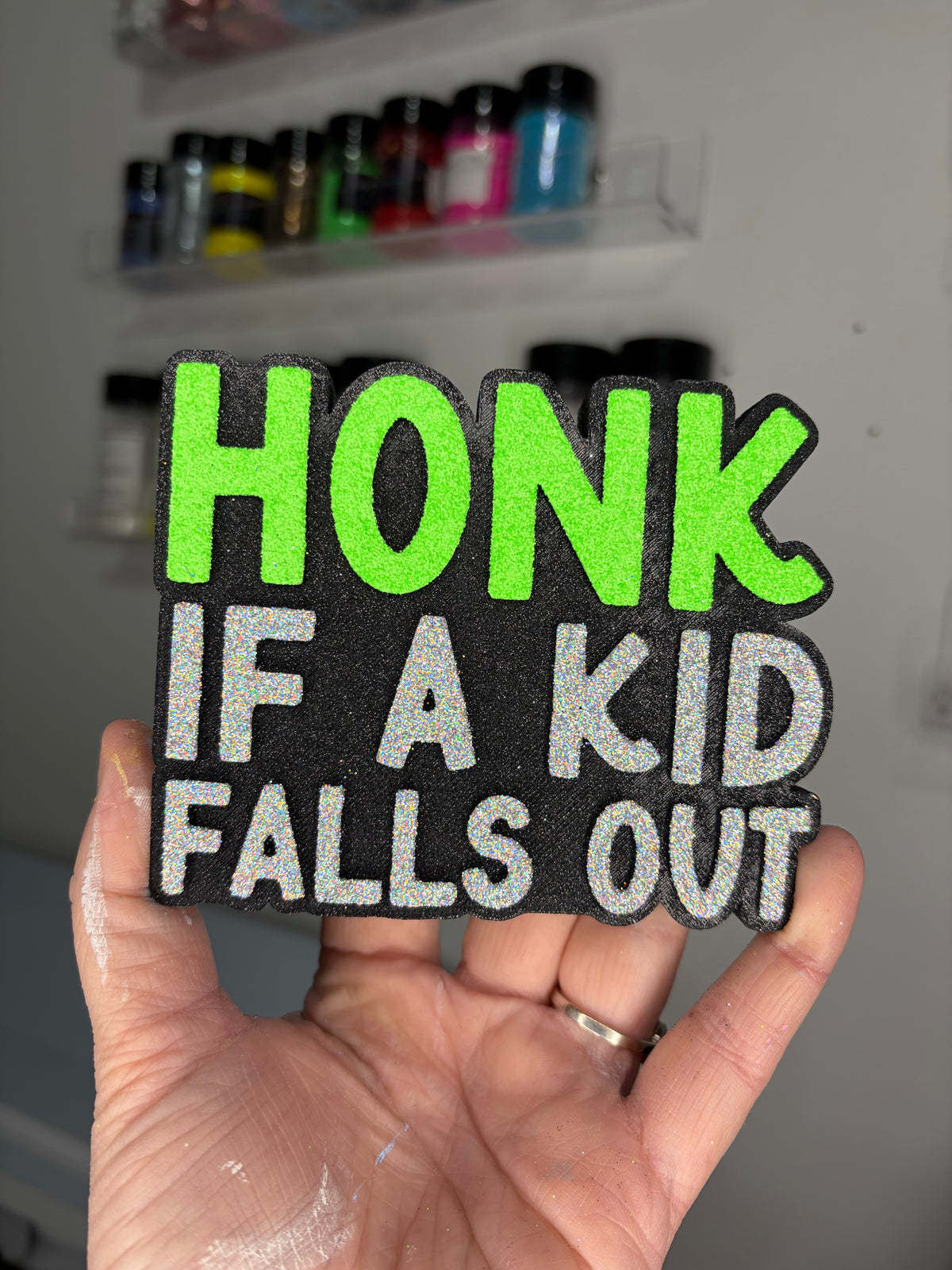 Honk if a kid falls out